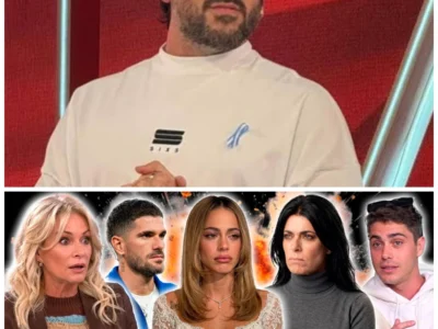 ¡El clan familiar al borde del abismo y la sentencia inapelable! Las duras advertencias a puertas cerradas que amenazan con sepultar el romance de la cantante.  “Bajo el techo de los afectos más íntimos, las sonrisas para la foto terminan donde empieza el temor a un nuevo derrumbe emocional.” En una revelación sin filtro que dejó sin aliento a los fanáticos y encendió las alarmas en el entorno íntimo de la artista, la panelista estrella sacó a la luz la feroz resistencia del círculo más cercano contra el futbolista campeón, exponiendo reuniones secretas para frenar cualquier acercamiento, reproches por viejas heridas que nunca cicatrizaron y una profunda desconfianza que dejó a la estrella juvenil atrapada entre la lealtad a su propia sangre y el impulso de su corazón.  Para enterarte de los detalles de la charla privada y las exigencias que impuso la familia, pasa a revisar el primer comentario fijado aquí abajo.